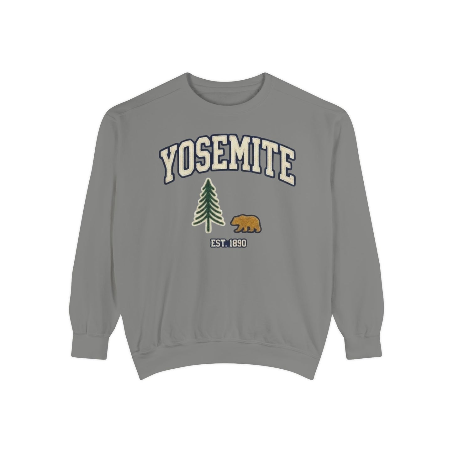 Gray Yosemite National Park sweatshirt with bear and tree design