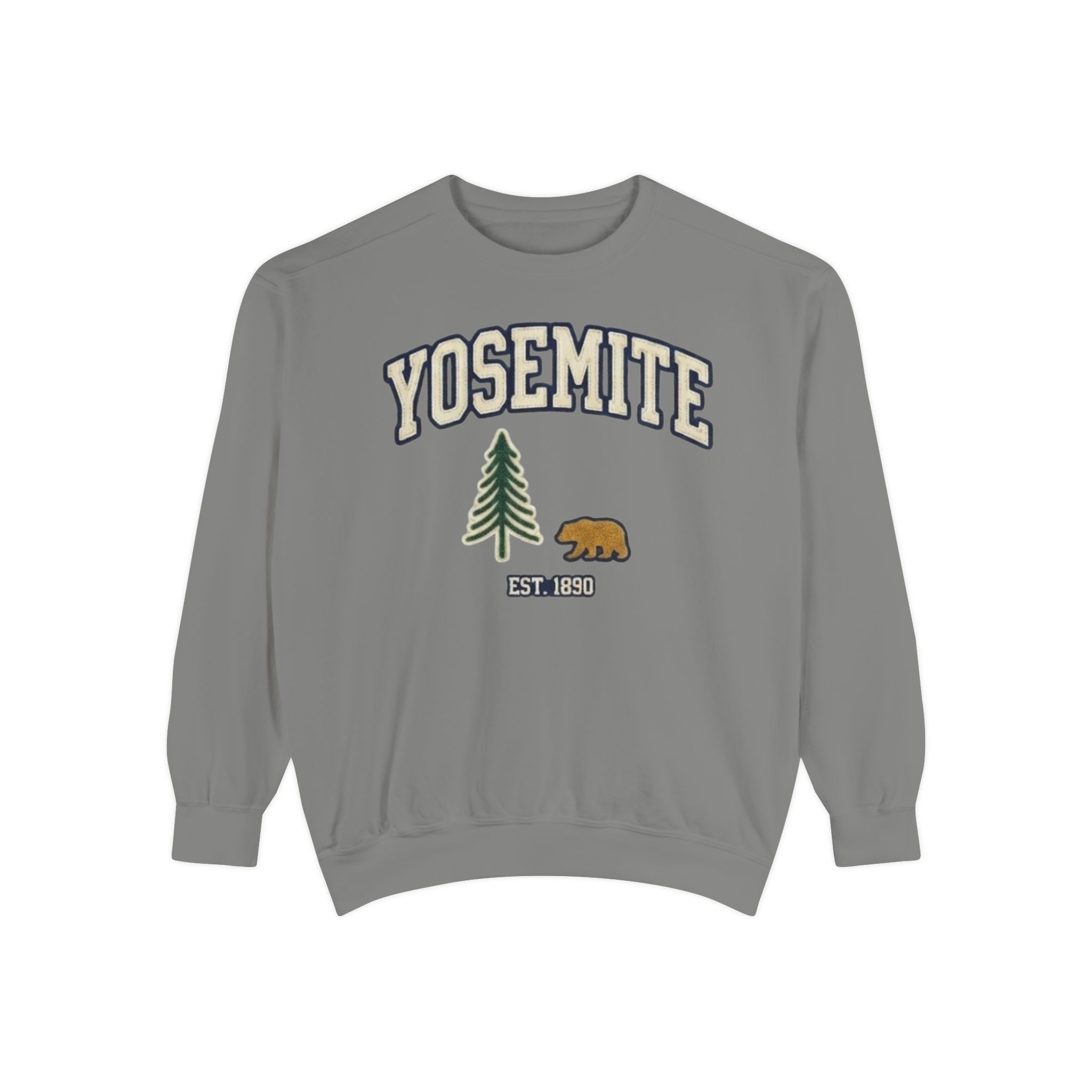 Gray Yosemite National Park sweatshirt with bear and tree design