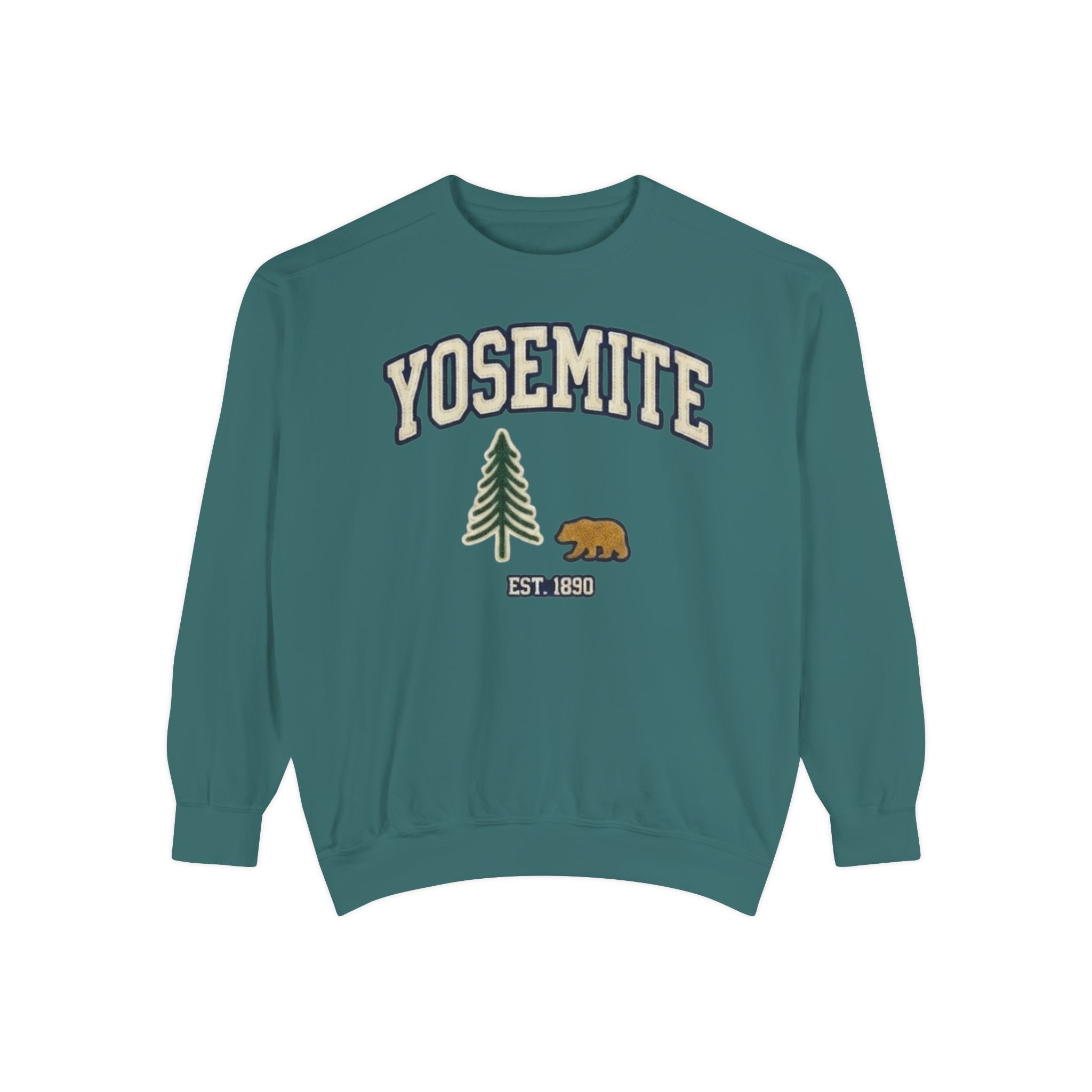 Vintage Yosemite National Park sweatshirt with bear design and 1890 logo