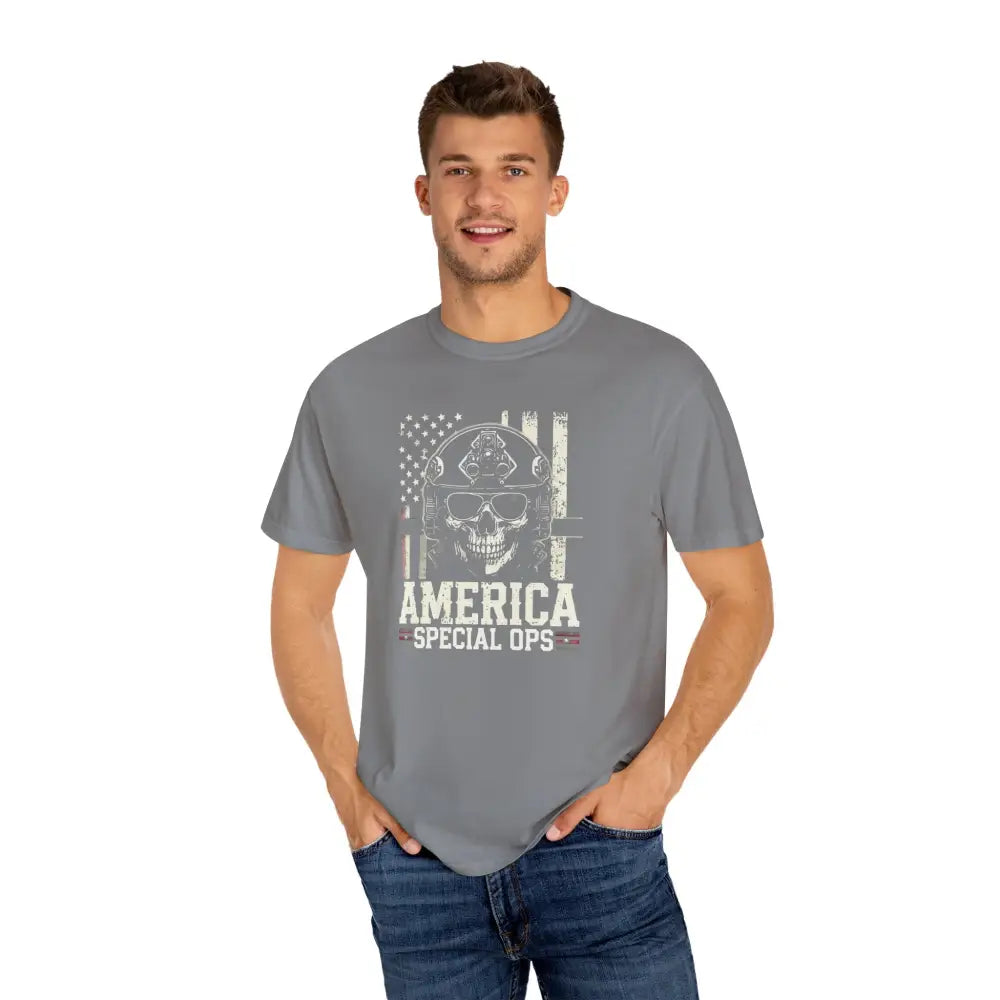 Man wearing america special ops vintage military tee with distressed American flag skull graphic
