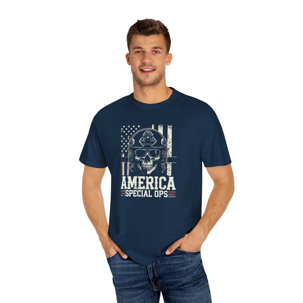 Men’s navy blue vintage military tee with distressed American flag and skull graphic