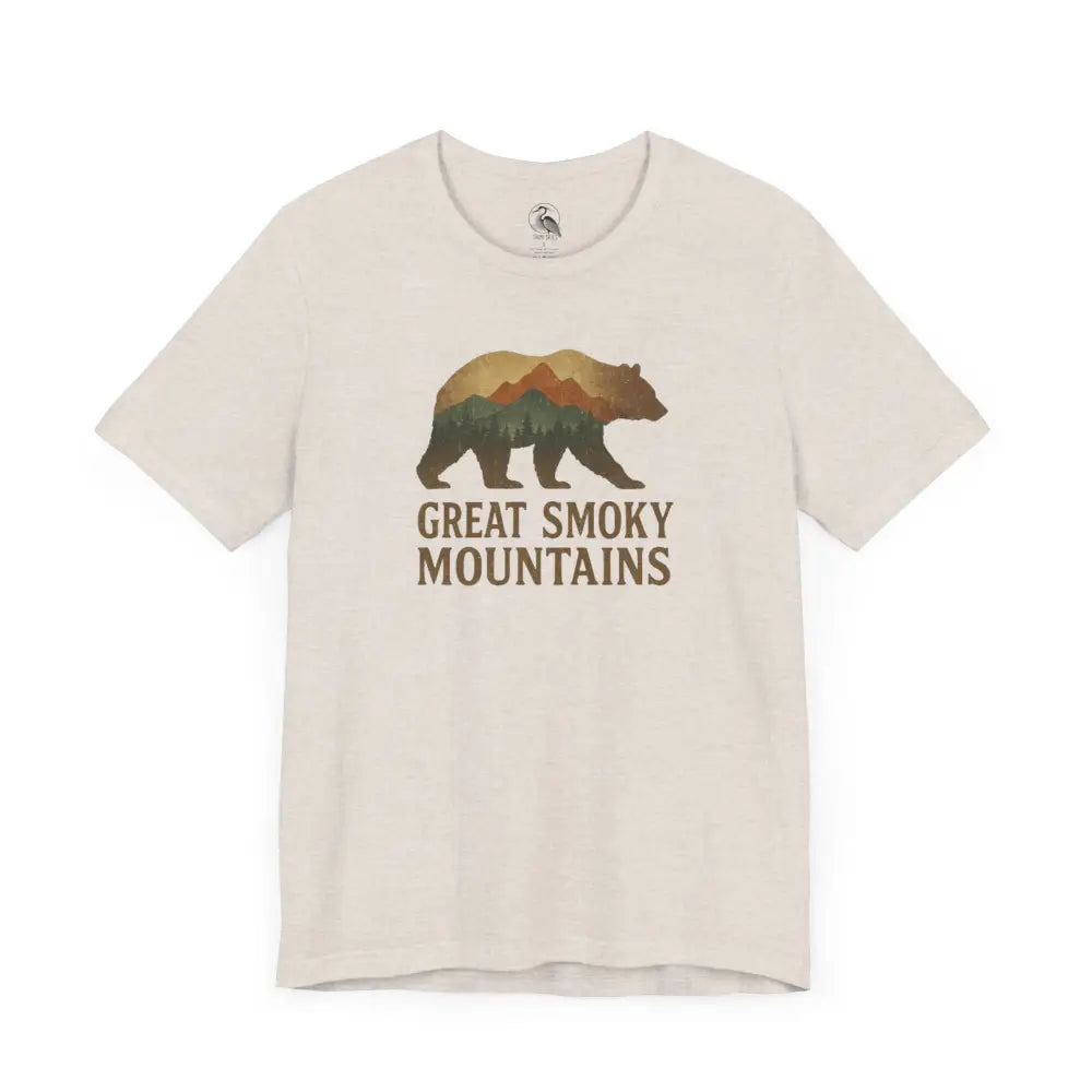 Great Smoky Mountains bear graphic tee for nature lovers
