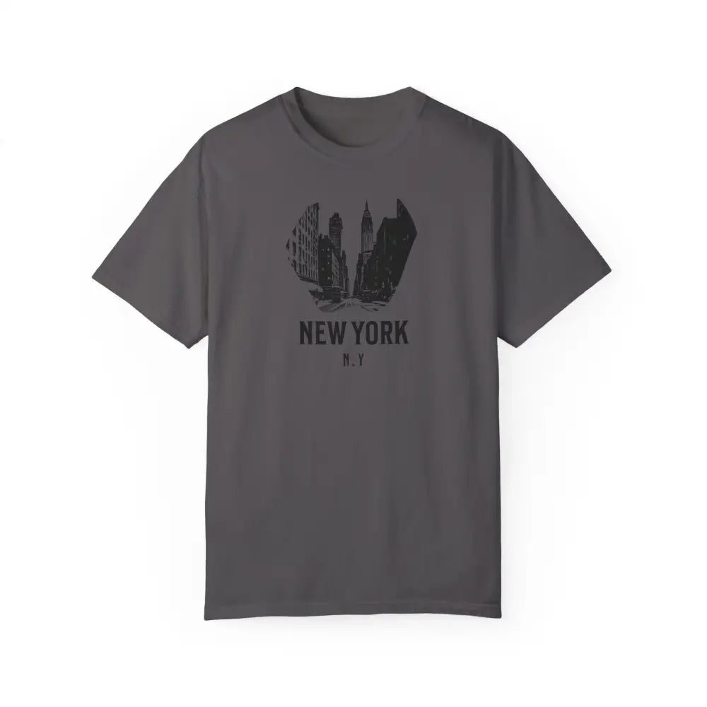 Dark gray short-sleeved T-shirt with New York Cityscape graphic, made with Comfort Colors quality